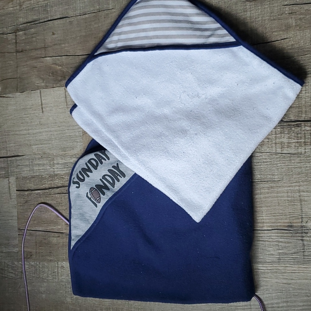 2 Hooded Infant Towels